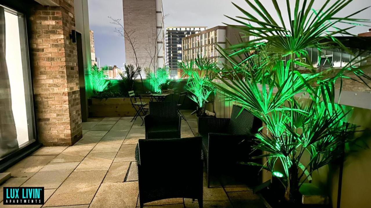 Lux Livin' Apartments - Luxury 2 Bed Apartment With Sky Garden Manchester Exterior foto