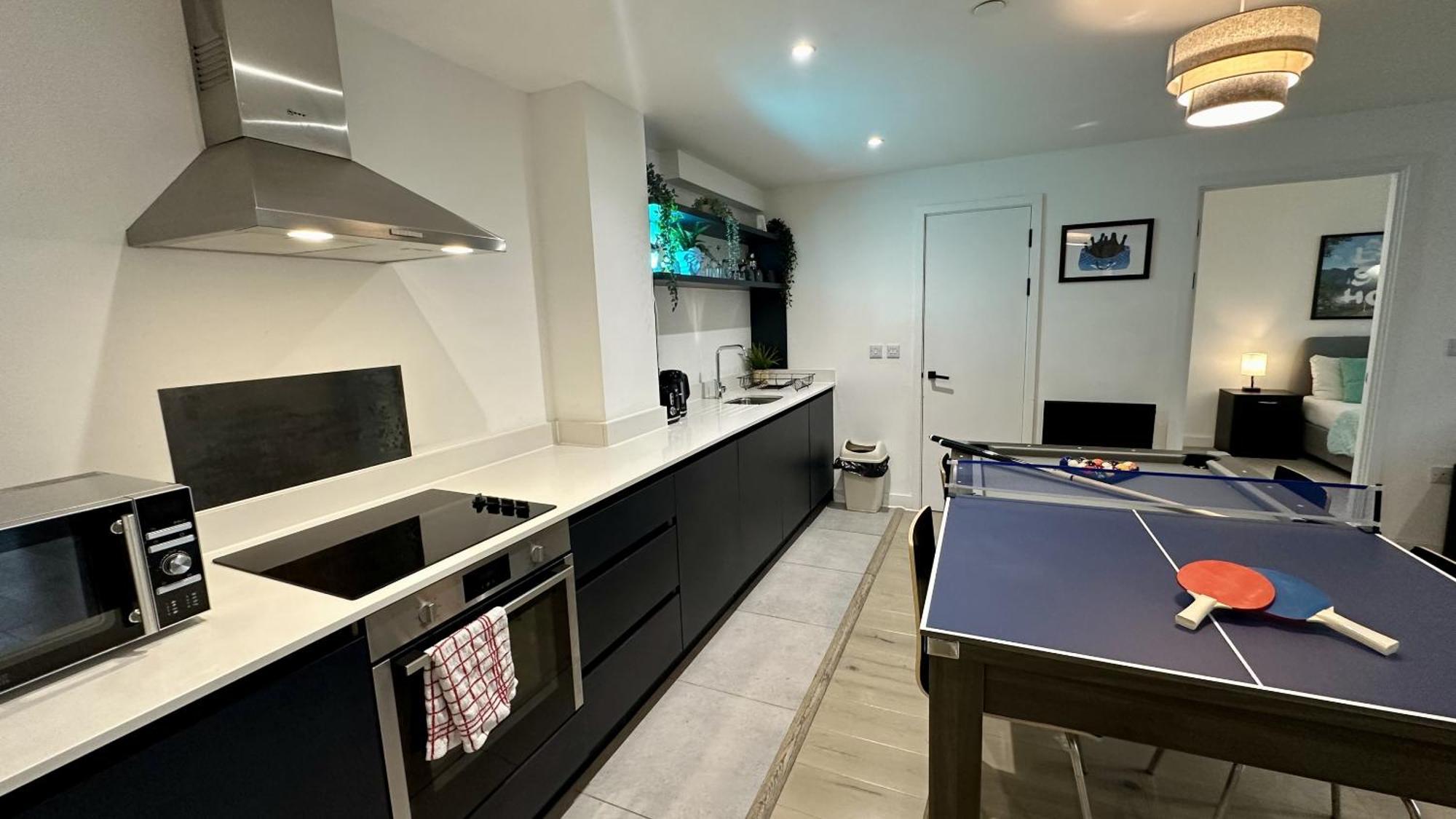 Lux Livin' Apartments - Luxury 2 Bed Apartment With Sky Garden Manchester Exterior foto