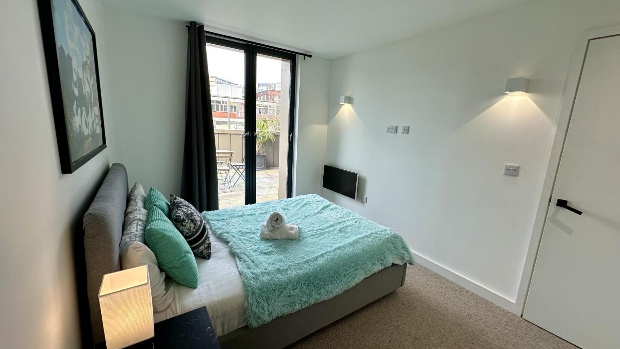 Lux Livin' Apartments - Luxury 2 Bed Apartment With Sky Garden Manchester Exterior foto