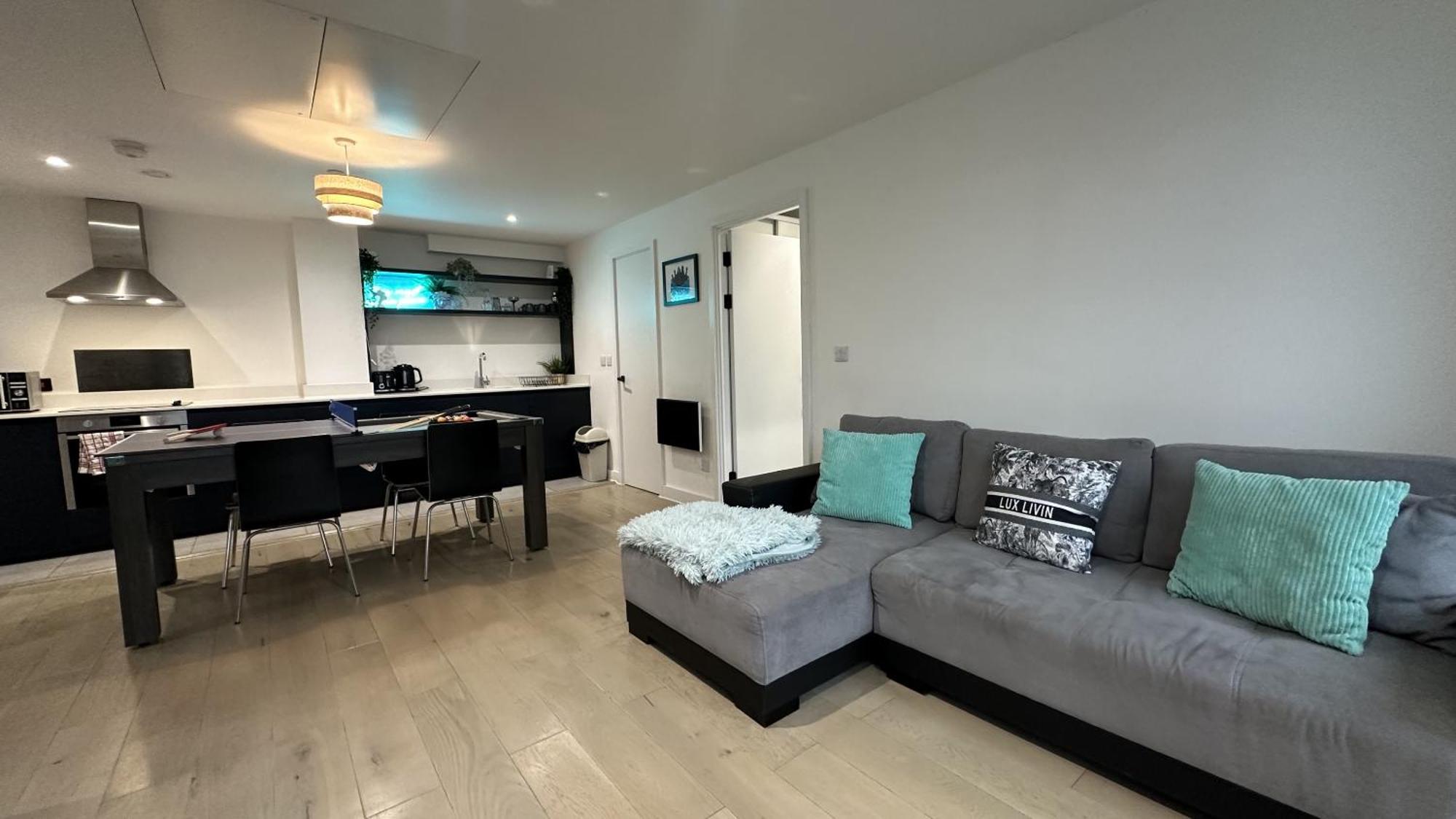 Lux Livin' Apartments - Luxury 2 Bed Apartment With Sky Garden Manchester Exterior foto