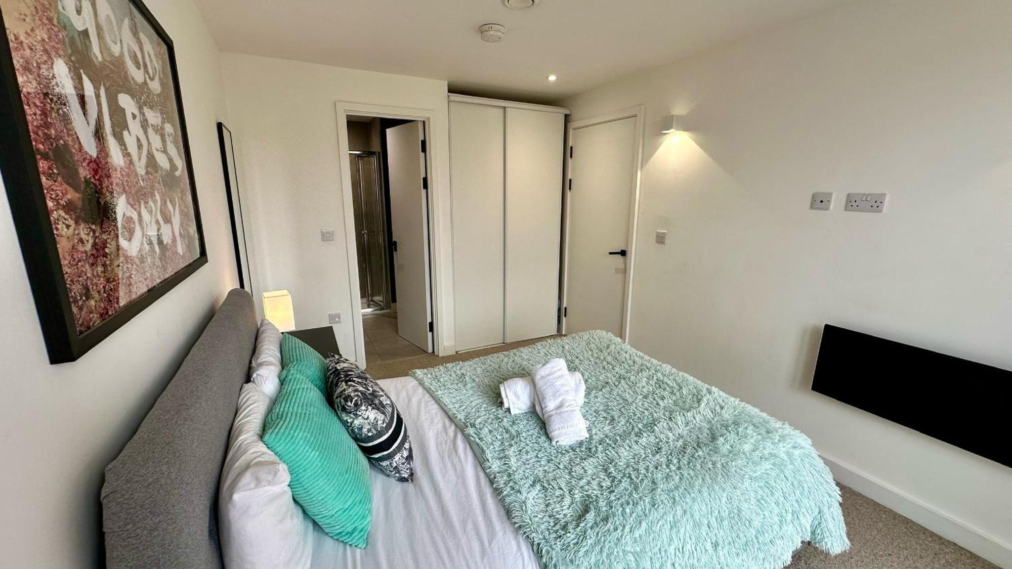 Lux Livin' Apartments - Luxury 2 Bed Apartment With Sky Garden Manchester Exterior foto