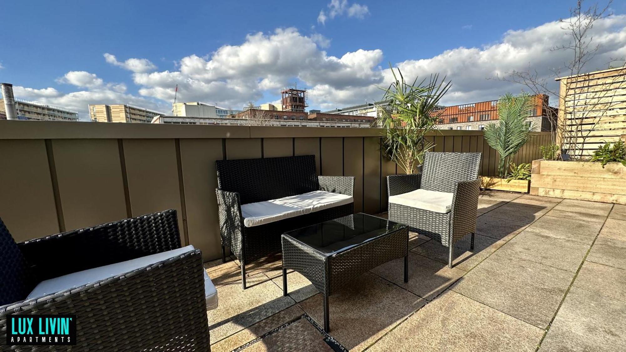 Lux Livin' Apartments - Luxury 2 Bed Apartment With Sky Garden Manchester Quarto foto
