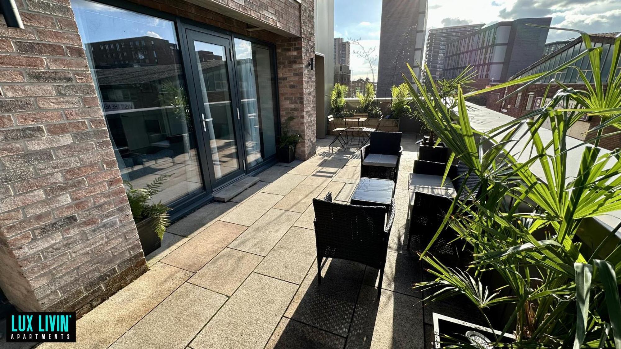 Lux Livin' Apartments - Luxury 2 Bed Apartment With Sky Garden Manchester Quarto foto